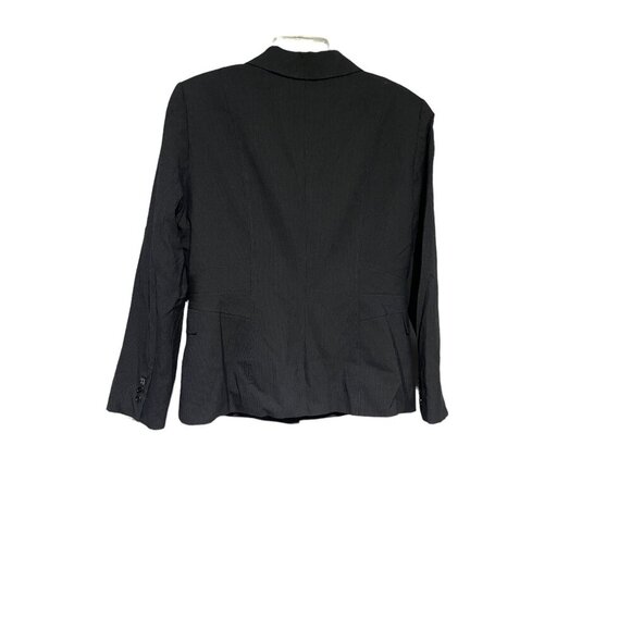 Tahari Arthur Levine Women's Jacket Blazer Classic Gray/ Black Classic  Size 12P - Picture 5 of 5